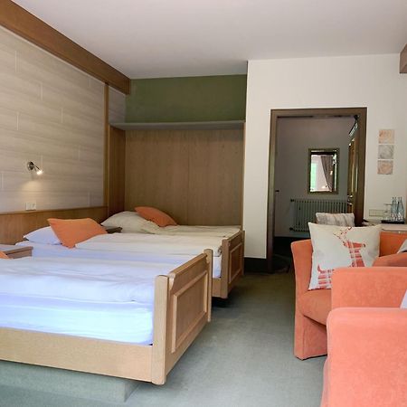 Landhotel Untere Kapfenhardter Muehle Unterreichenbach Buitenkant foto