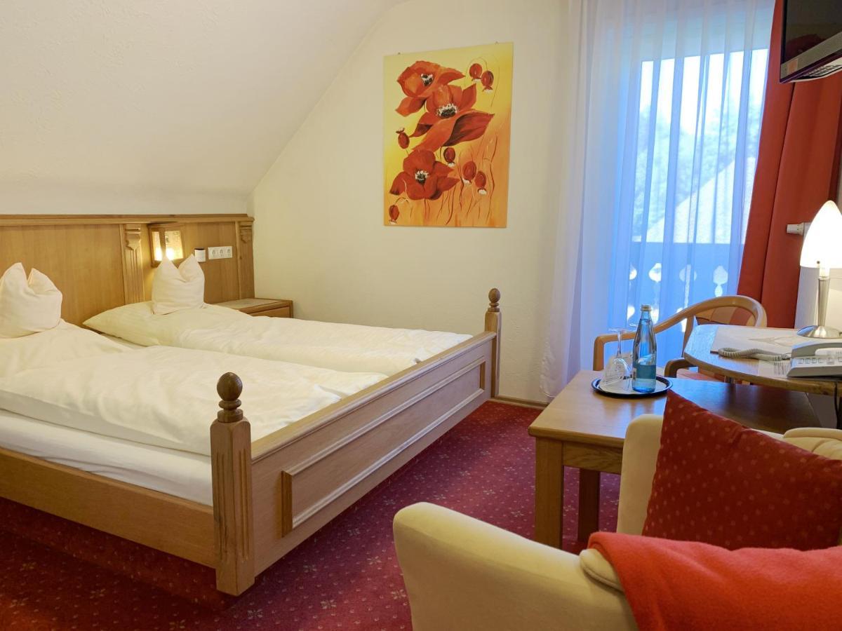 Landhotel Untere Kapfenhardter Muehle Unterreichenbach Buitenkant foto