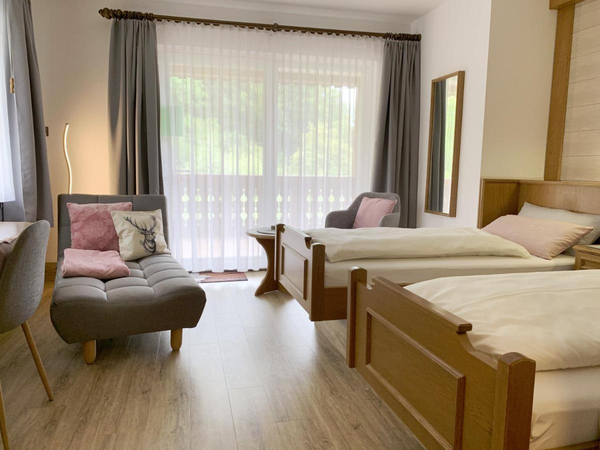 Landhotel Untere Kapfenhardter Muehle Unterreichenbach Buitenkant foto