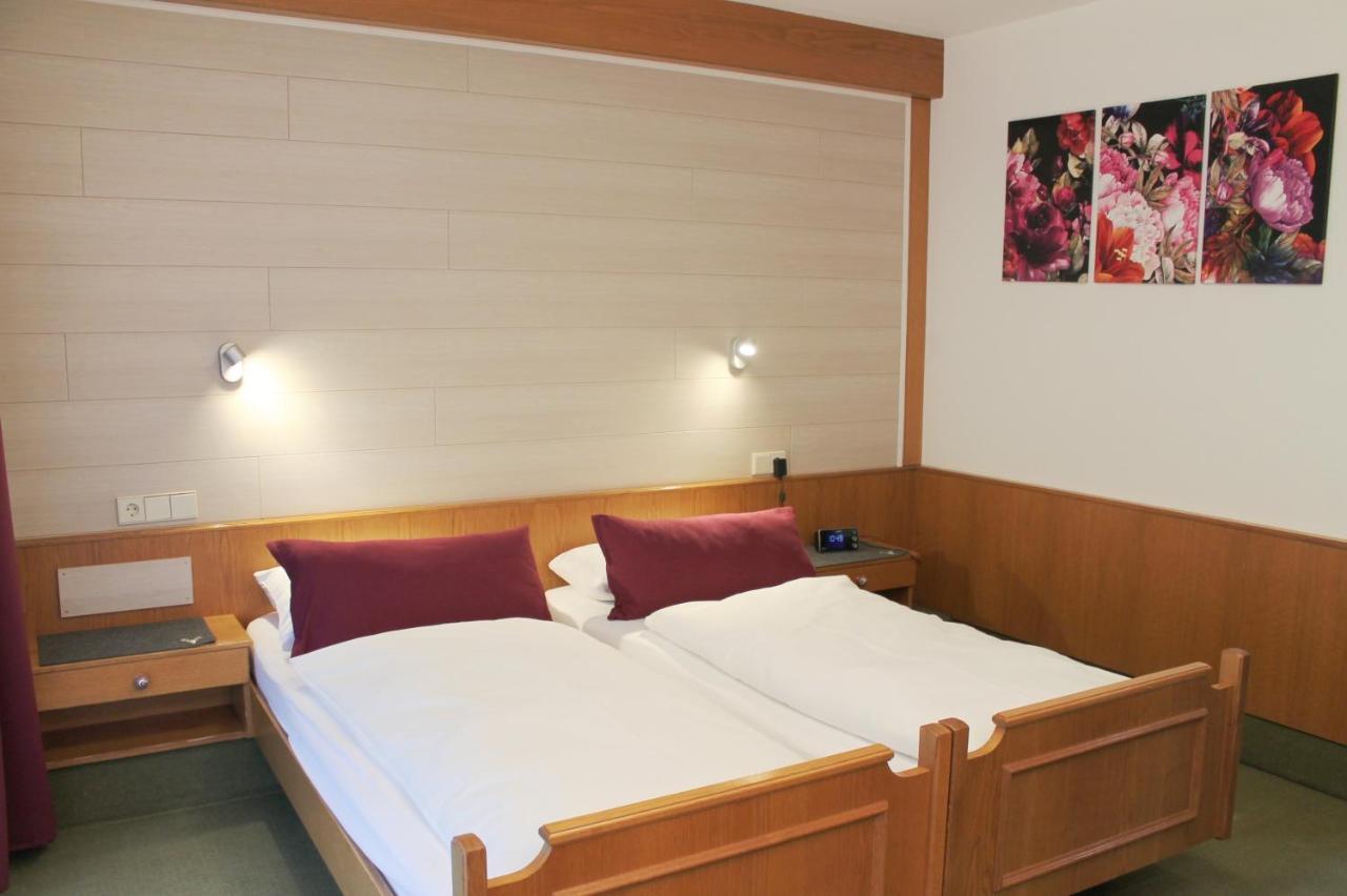 Landhotel Untere Kapfenhardter Muehle Unterreichenbach Buitenkant foto