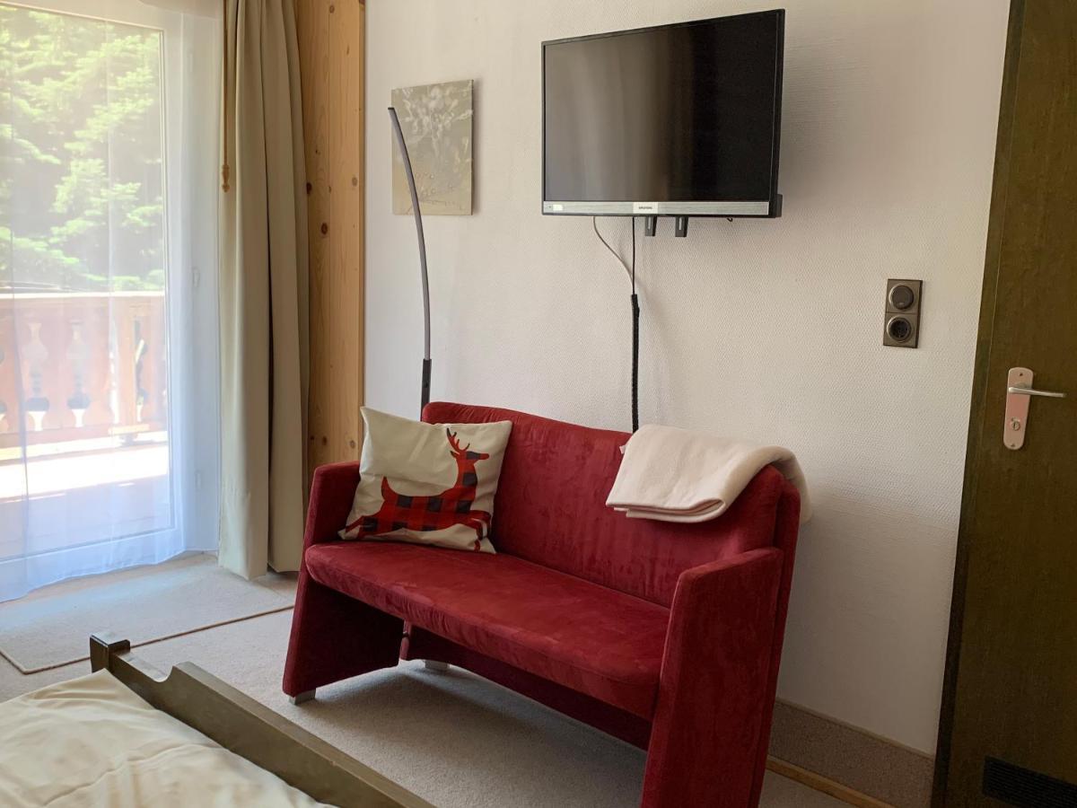 Landhotel Untere Kapfenhardter Muehle Unterreichenbach Buitenkant foto