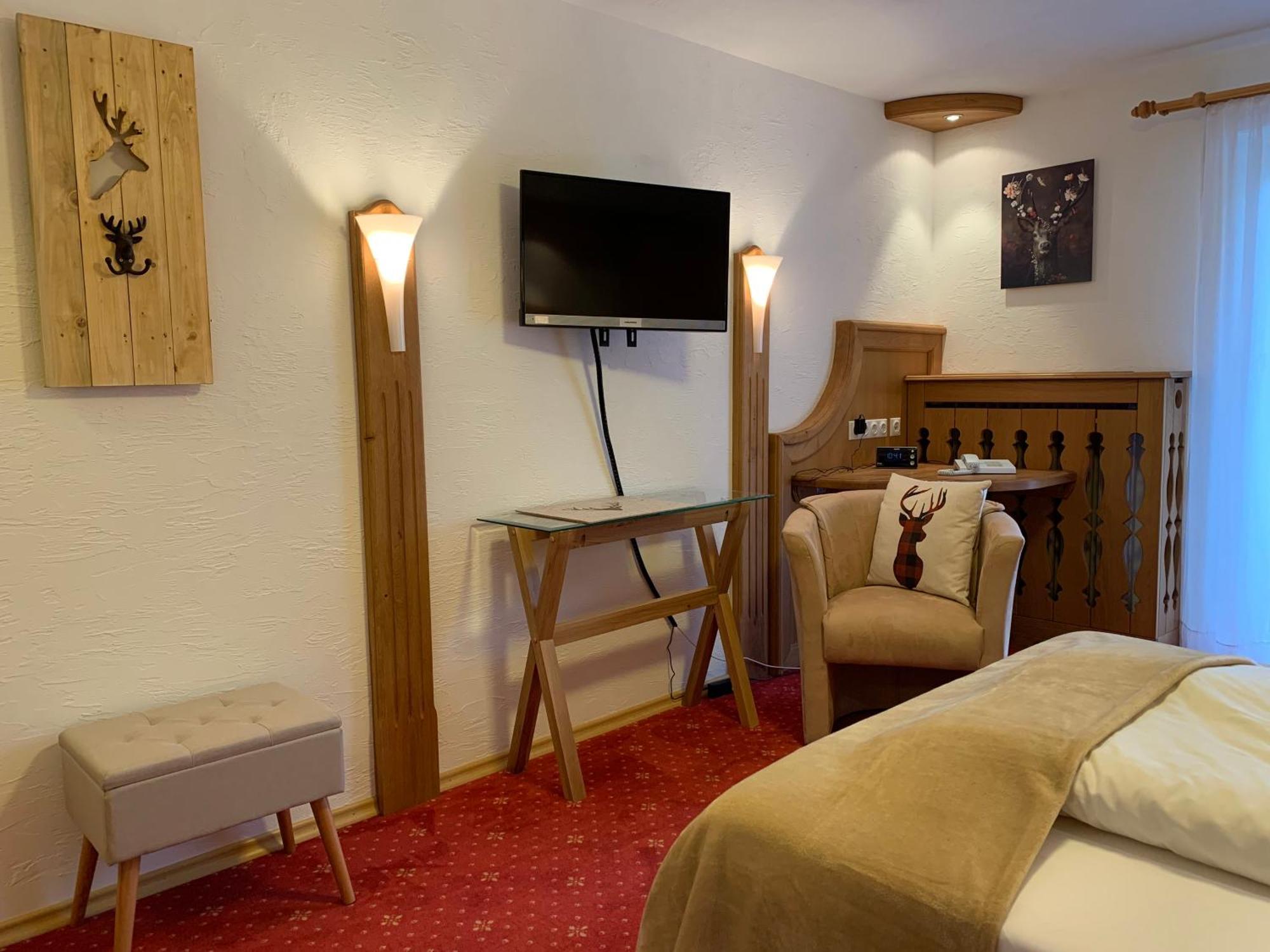 Landhotel Untere Kapfenhardter Muehle Unterreichenbach Buitenkant foto